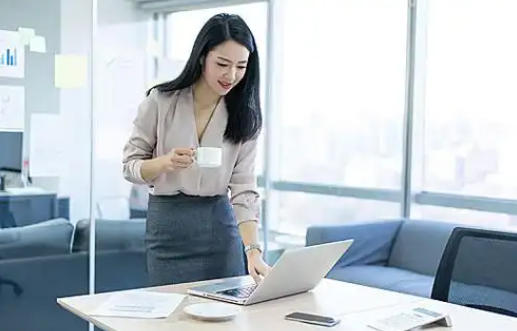 天津路网科技有限公司轮播图1